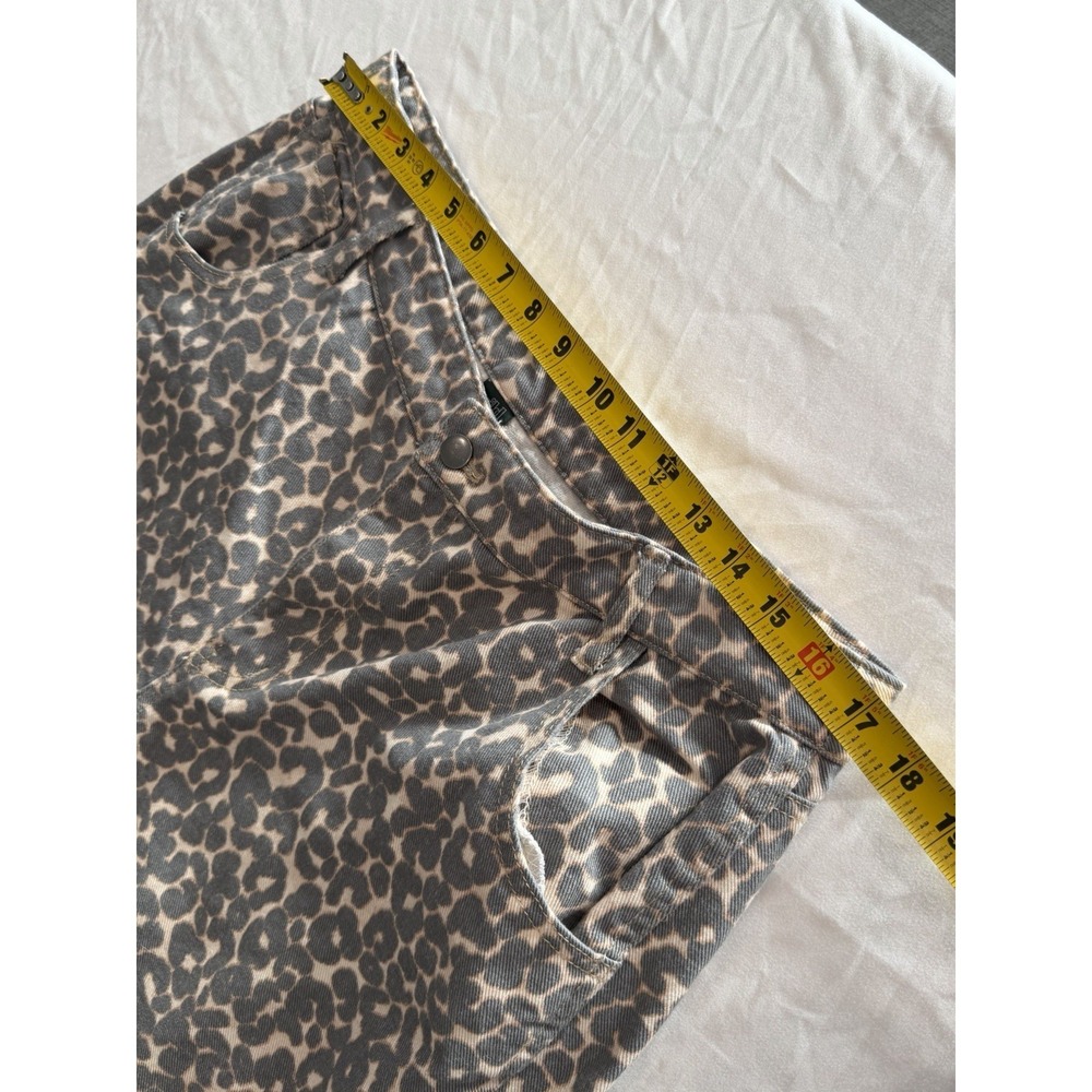 wild fable Gray and Cream Leopard Print Wide Leg Jeans - Picture 6 of 8
